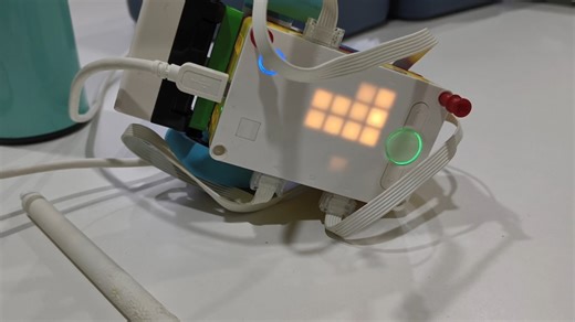 Spike使用Python控制灯光