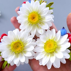 85K views · 726 reactions | Let's make chamomile flowers from foamiran! | MetDaan DIY | Facebook