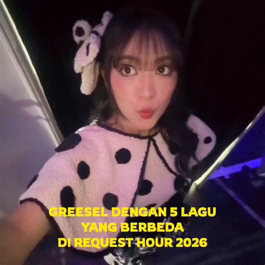 @starfess Di konser Request Hour kemarin dia juga bawain 5 lagu dengan genre dan tipe yang beda-beda loh. Bahkan termasuk jadi salah satu member dengan penampilan terbanyak. Good job Gree!🤍 @Greesel_JKT48
