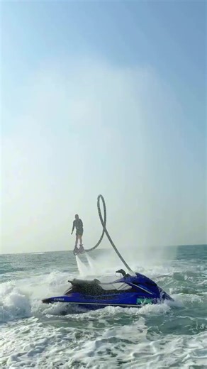 Experience the Thrill of Flyboarding in Dubai