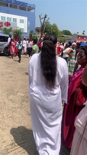 TikTok · Chants catholiques