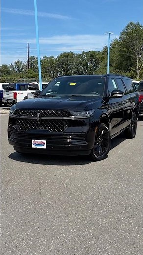 Infinite Black 2027 Lincoln Navigator L Reserve