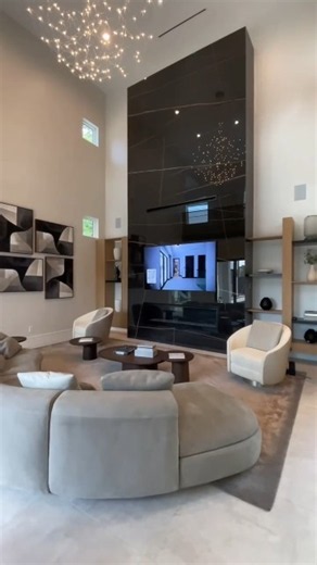 Luxury Unveiled: Ultra-Modern Executive Dream Home