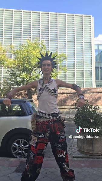 Accesorios DIY y Piercings al Estilo Punk