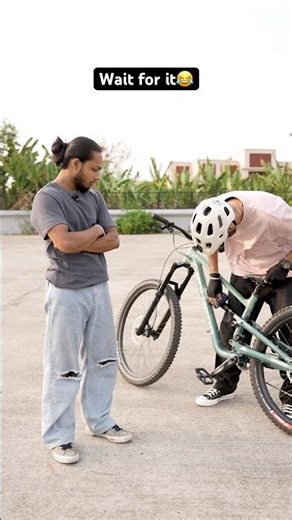 Alag level ka Banda😂 #mtb #cyclestunt #cycling #stunt #bike #bikelife #biking #cycle #stuntcycle