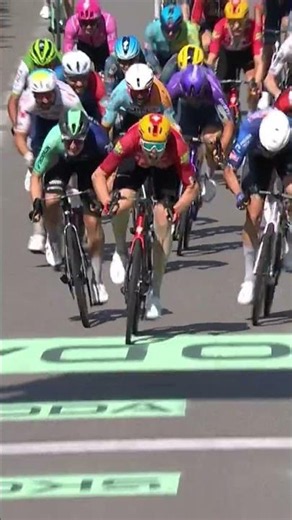 No doubt on the stage winner with the photo finish by #Tissot! #tdf2026 #sprint #cycling #winner