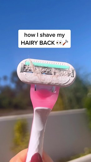 hairy girl probs 🪒 #viralskincare #beautytok #skintok #beautyroutine #hairy #shave #shaveitoff #shaved #razorbumps #hairyback #hairygirlproblems #furry #skincareroutine #shaving #shavingtips