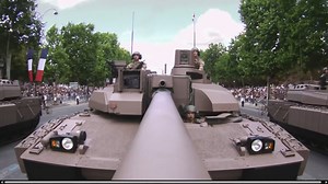 Bastille Day 🇫🇷 - Leclerc tank run during parade. | Armored Warfare