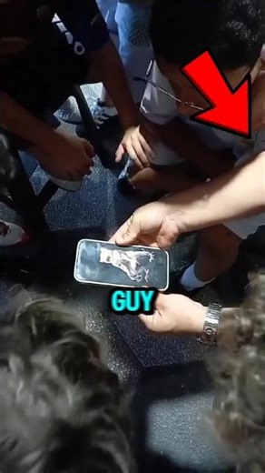 How Is This Guy Doing Impossible Magic With Just a Smartphone? 🤯✨#shorts