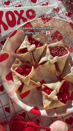 Easy Valentine Cherry Pie Recipe