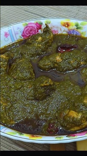 Restaurant-Style Chicken Palak at Home (No Cream Needed) #chickenpalak #easyrecipe #indianfood