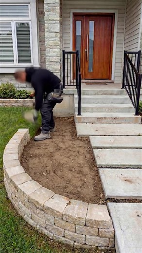 Front Yard Flower Bed Makeover | Flower Bed