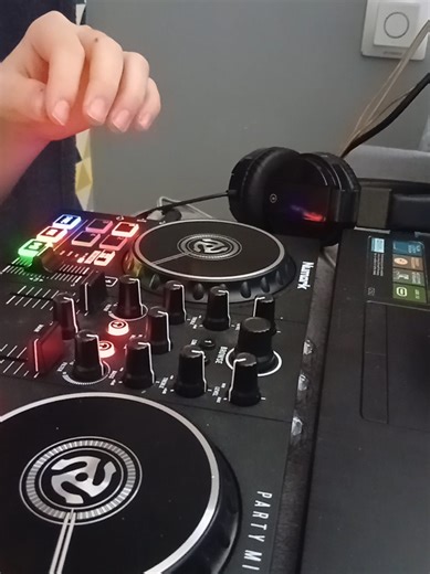 Iza z Matiza x Tak bardzo tego chcę #numarkdj #mix #numarkpartymix2