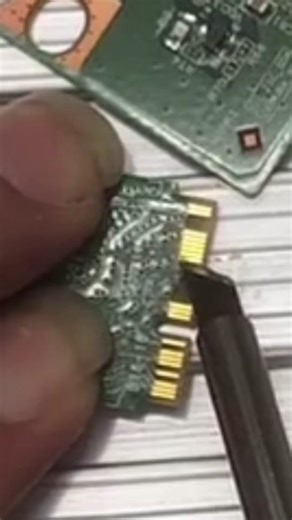 How to Extract Gold from Electronics for Profit