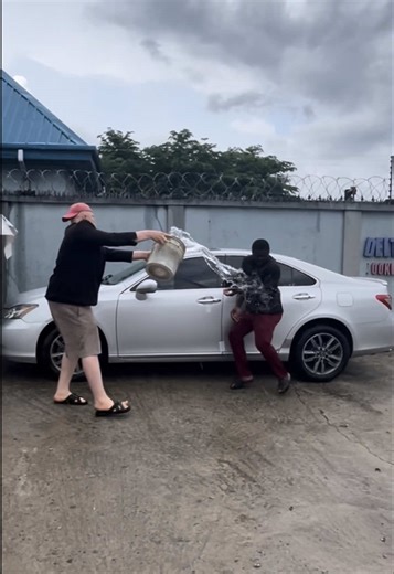 Fresh the best car washer 😂#fyp #freshalbino_ #freshalbino_1 | car wash