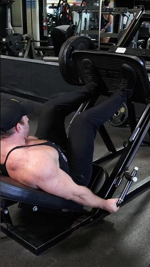 45 DEGREE LEG PRESS FOR LEG SIZE 🔥 Charles Glass Tips