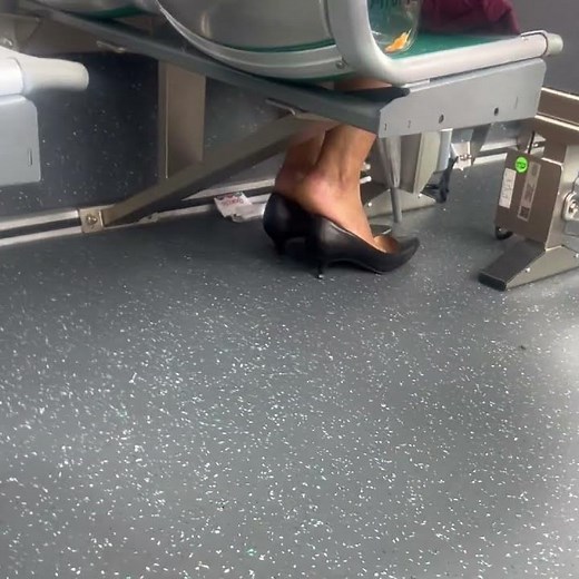 Candid bus shoeplay church lady