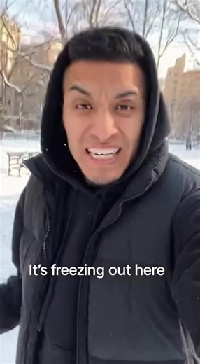 Giraffe Dog Hat: Holiday Must-Have for Cold Ears!