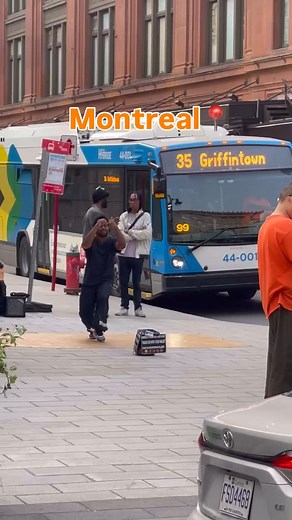 Things you see in Downtown Mtl | Mtl Image