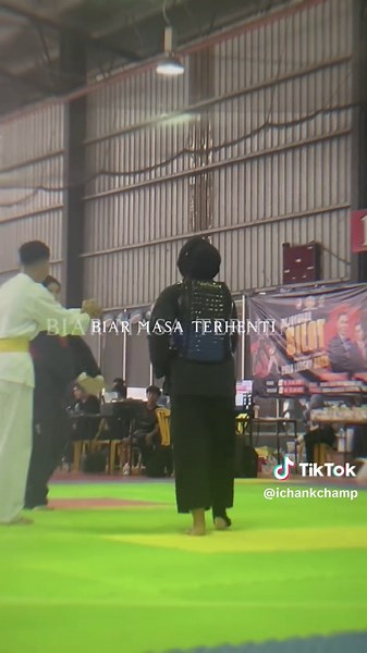Exploring the Art of Silat Indonesia