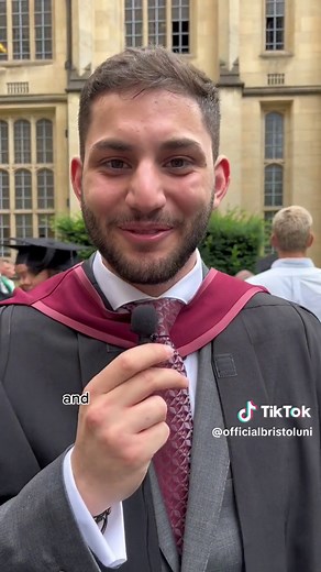 Memorable Spots in Bristol for Graduates