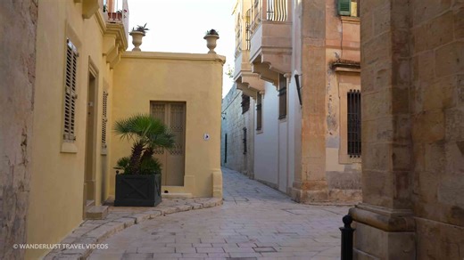 Exploring Mdina Malta – Walled City Walking Tour (4K)