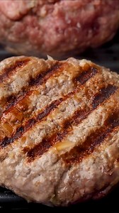 41K views · 168 reactions | The best grilled BBQ Burger Recipe. How to make juicy, flavorful hamburgers on the grill. By mixing in a few ingredients with the beef, you get delicious, flavorful burgers easily. Use these tricks to make the best grilled BBQ Burgers! https://www.foxandbriar.com/grilled-bbq-burger-recipe/ | Fox and Briar | Facebook