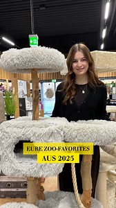 Trommelwirbel bitte…. hier kommen Eure Zoo-Topseller 2025! 🏆✨ Das waren Eure absoluten Favoriten – die Produkte, die in jedem Warenkorb gelandet sind! Danke für Euer Vertrauen und Euren tierisch guten Geschmack 🐶🐱 Auf ausgewählte Zoo-Artikel gibt es aktuell und nur Online noch 10 %* Rabatt. Einfach den Aktionscode Top-126 im Warenkorb eingeben und sparen! 💚 *Online gültig bis 26.01.2026 auf ausgewählte Zoo-Artikel. Aktionscode im Warenkorb eingeben. Nicht mit anderen Rabatten kombinierbar. #