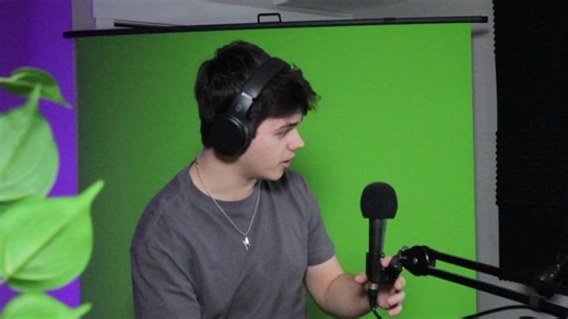 🟦HUNGER GAMES SIMULATORS WITH CHAT🟦SONG BATTLES LATER🟦!discord !yt