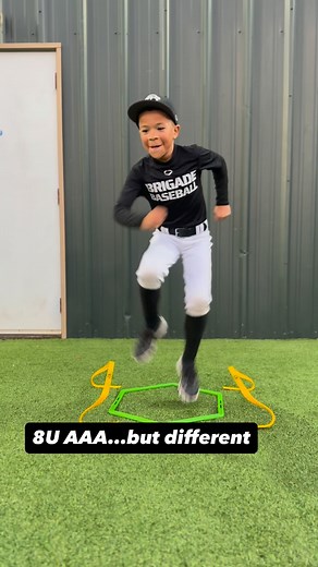 8U AAA… but different. At this age, development happens fast — and it’s not just about who can hit. It’s who can move well, learn quickly, and build real baseball habits early. That’s why we focus on: • athletic movement • clean fundamentals • confident footwork • early baseball IQ • coaching that actually teaches the game When young players move better, they play better. And when they’re coached the right way from the start, everything builds faster. 8U AAA Kid Pitch Tryouts Nov 19–20 • Tomball