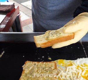 Amazing Garlic Egg Toast - Korean Street Food #korean #streetfood #food #foodies #amazing | Food Hub | Facebook