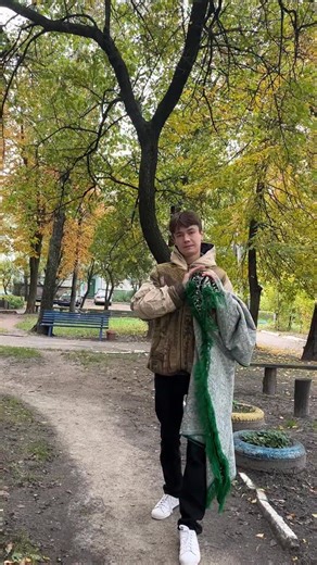 Antique Recycler on Instagram: "Green jacket ♻️#upcycling #artisanalfashion #creativedesign #upcyclefashion #ecofriendly #sewing #custommade #vintagestyle #mensfashion #womensfashion"