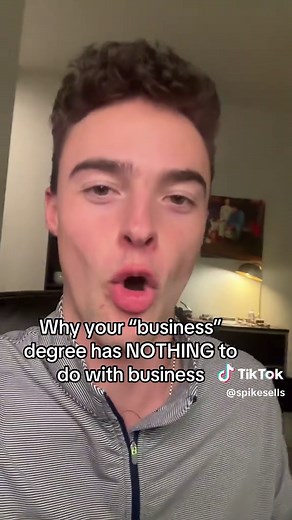 Understanding Business Degrees in College