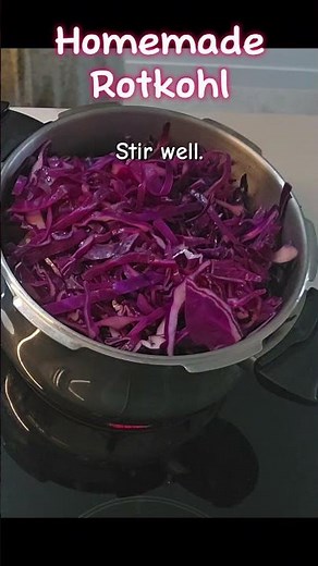 How to Make Rotkohl: Authentic German Red Cabbage #Rotkohl #GermanFood #RedCabbage #EasyRecipes
