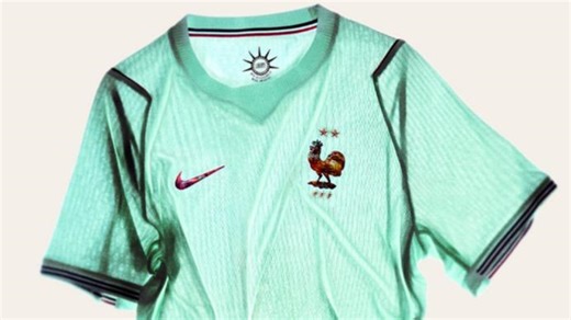Coupe du monde 2026 : couleur inédite, Statue de la Liberté... Les maillots de l’équipe de France officiellement dévoilés