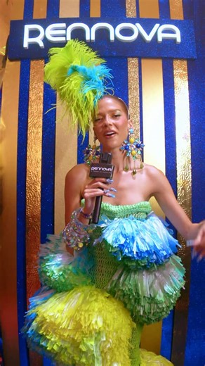 Jordanna Maia on Instagram: "Um giro pelo Baile da Vogue com a @rennovaoficial pra saber mais sobre o brilho de Carnaval de cada convidado 💫🎭 Entre moda, festa e muita personalidade, fui descobrir como cada um viveu essa noite tão especial e o que fez esse momento brilhar de verdade. E me conta, o que é Rennove-se pra você? ✨"