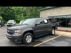 2011 Chevy Suburban LT 1500 8 Passenger