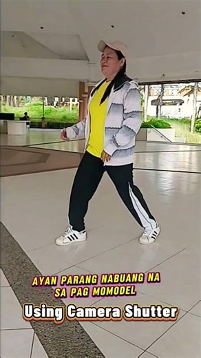 Vedio with camera shutter effect