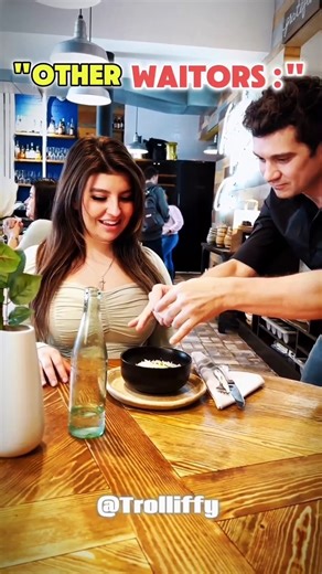 Other Waitors vs last one #trollface #memes #trolliffy