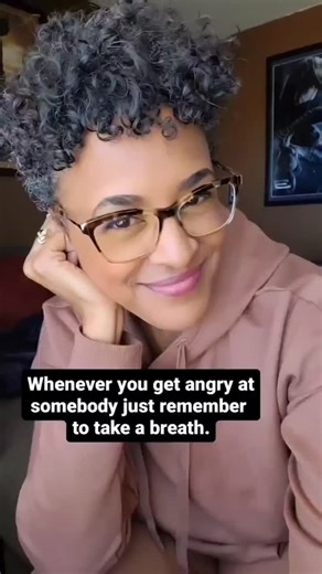 Dr. Ann-Louise T. Lockhart | Parent Coach on Instagram: "Response inhibition aka impulse control. It means to stop, interrupt a response, delay an action, suppress a behavior, cancel an action, or restrain oneself. It is, you guessed it, an executive function skill. The prefrontal cortex in the frontal lobe inhibits impulses. As a teacher, you're probably very much aware of a student's inability to inhibit a wide range of responses, thoughts, emotions, behaviors, and texts. This is a really diff