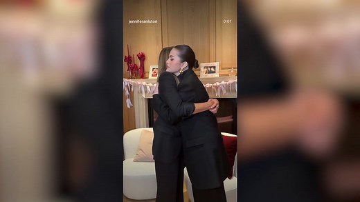 Jennifer Aniston just went braless in a 90s keyhole top - it's so Rachel from Friends