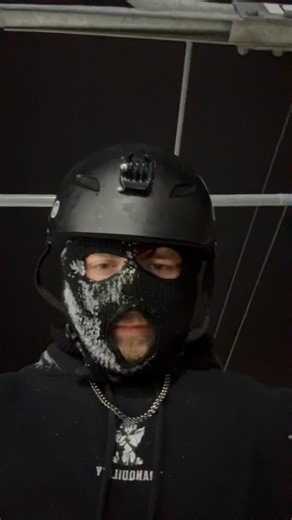 Last runs of 2025 🤧 #snowboarding