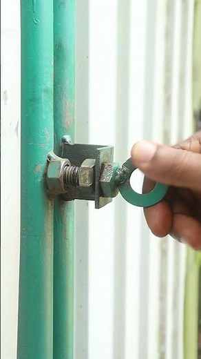 🔩 Amazing DIY Gate Latch Made from Just One Nut & Bolt!