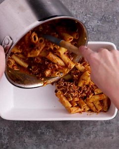 24K views · 364 reactions | "My family ate every bite... even my 10 yr old loved it!" Get the recipe for Baked Rigatoni with Beef: https://www.pillsbury.com/recipes/baked-rigatoni-with-beef/e0fe2f56-7da2-4f99-90e7-02656d5d422b?utm_source=facebook&utm_medium=social_organic&utm_campaign=MSP_XX?&mktgimp=XX | Pillsbury | Facebook