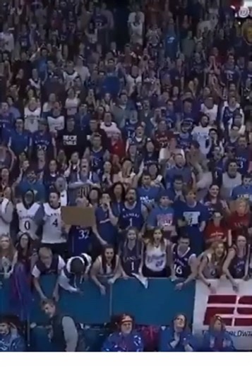 Allen Fieldhouse: The World's Loudest Indoor Sports Arena 🔥#kansasbasketball #kuhoop #afh #collegebasketball #stadium