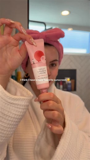 Sydney | certified skincare geek 🤓🧪🧴 on Instagram: "I think I could put 10 layers of this on my face and it would still feel lightweight! It’s the Round Lab camellia deep collagen firming sun serum! #sunscreen #bestsunscreen #koreansunscreen #spf #affordableskincare"