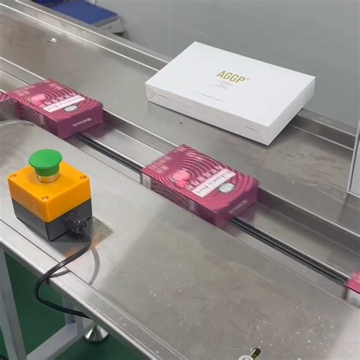 Liuxiaojiao on Instagram: "Fully automatic heat shrink packaging system — engineered for speed, precision, and seamless integration. Designed to optimize production lines and tackle modern manufacturing challenges, this machine is built to perform.#PackagingMachine #whatsapp8619976943163 #HeatShrinkPackaging #Automation #PackagingSolutions #Manufacturing #Manufacturing #Efficiency 🔹 Key Features & Upgrades: ✅ Triple-conveyor feeding system – ensures automatic sorting and alignment, with smart s