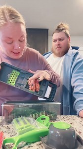 72K views · 1.6K reactions | THE BEST food chopper REVIEW. 藍 | Arichards Scorpio | Facebook