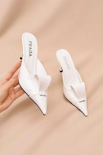 Prada Heels Unboxing & Review | Luxe Fashion Must-Haves #pradaheels #luxuryfashion #fashionreview