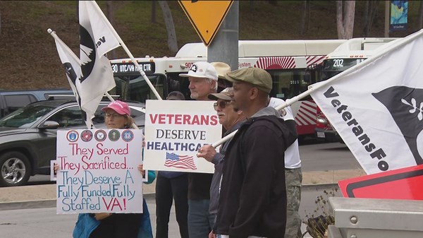 Veterans rally in Coronado, la Jolla to protect vital VA benefits